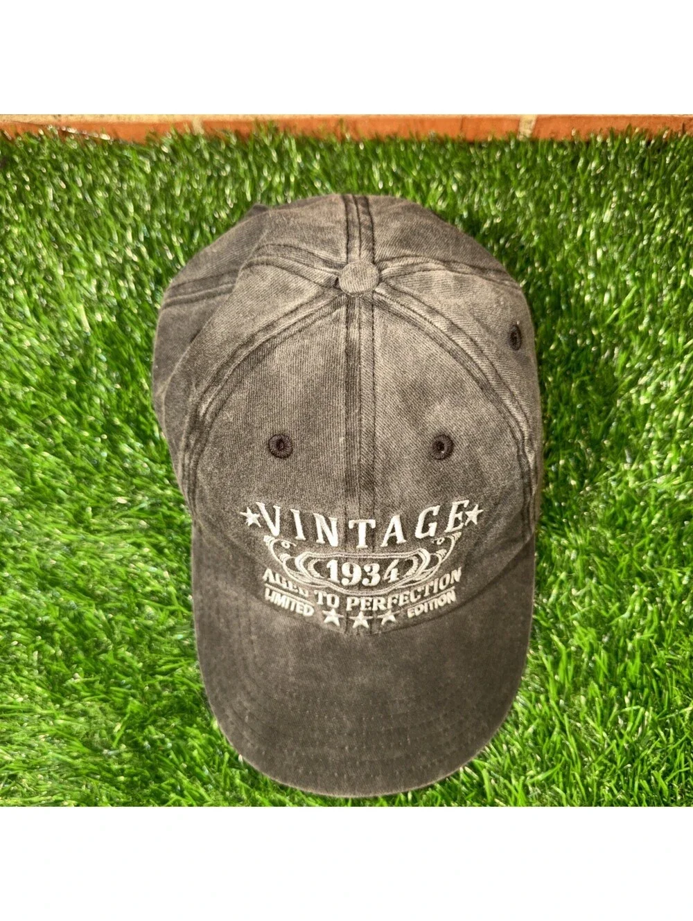 Cketdyo Brand Vintage 1934 Aged To Perfection Limited Edition StrapBack Cap Hat